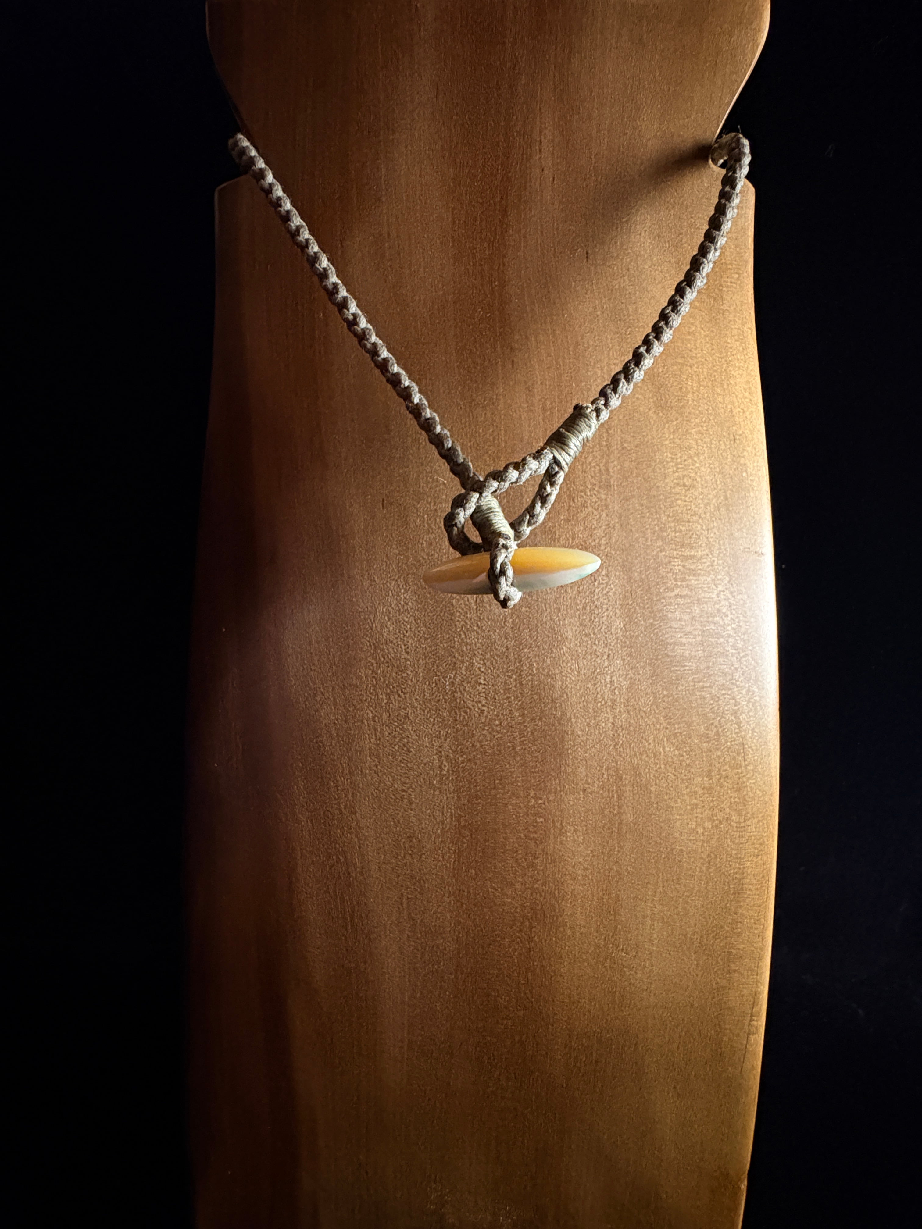 DEEP VOYAGER - ISLAND NACRE alternate view 3